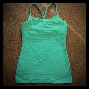 Lululemon sports top